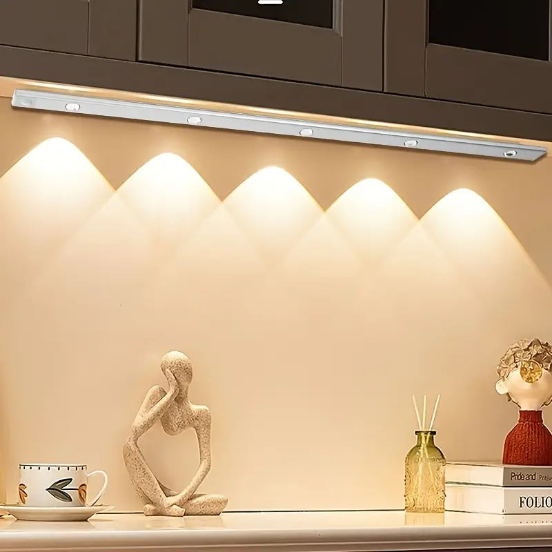 Luminária LED Ultra Fina com Sensor de Movimento - Nidus