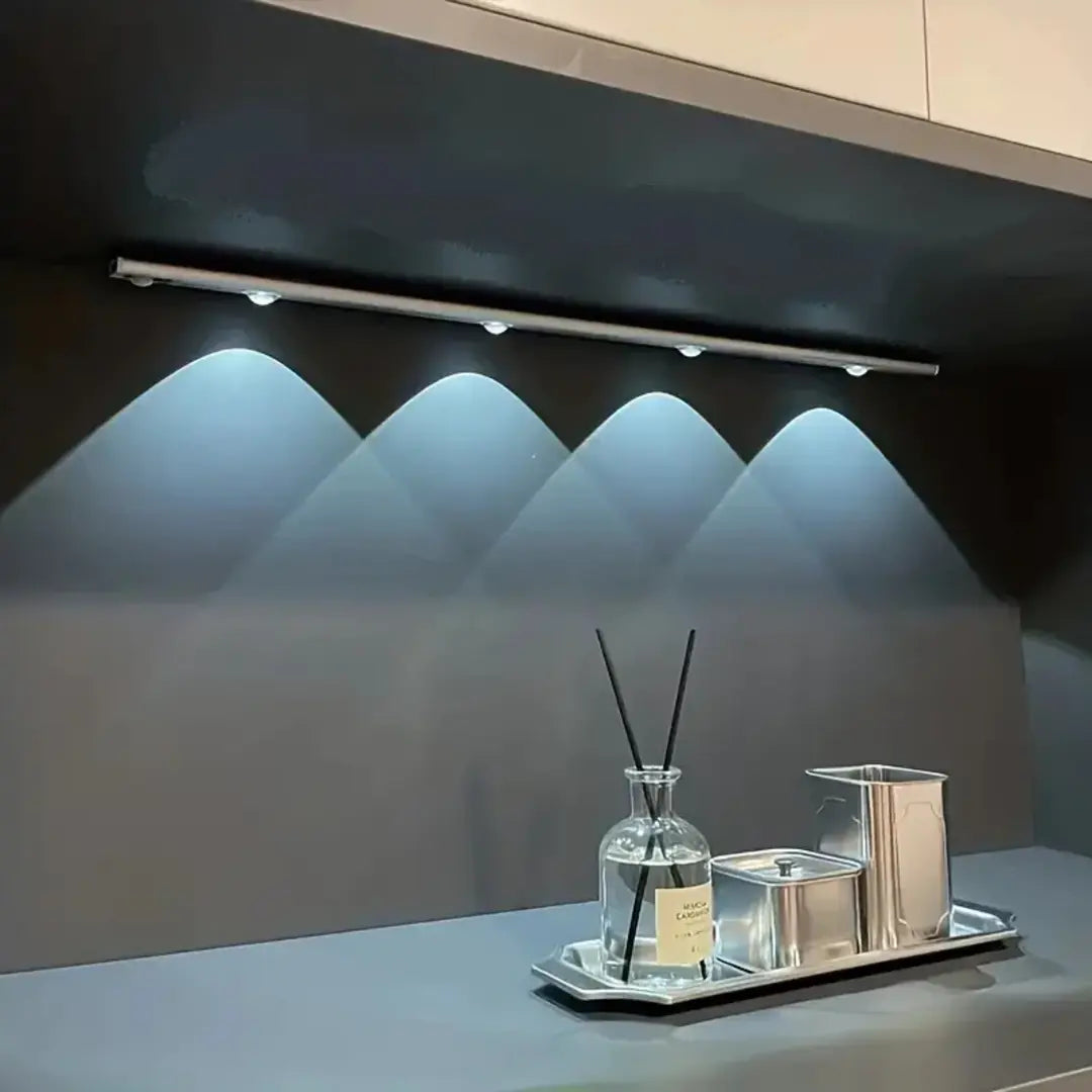 Luminária LED Ultra Fina com Sensor de Movimento - Nidus