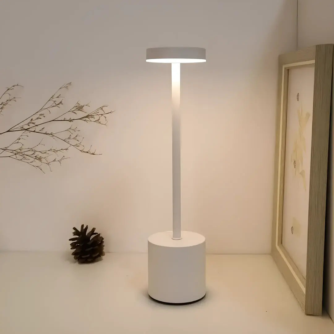Luminária de Mesa ClassicLume - Nidus