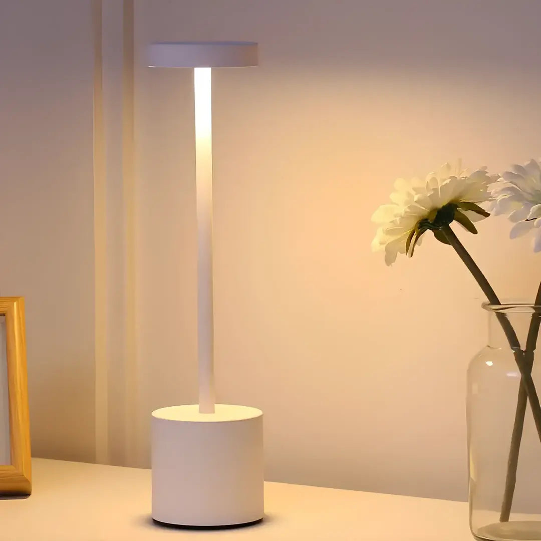 Luminária de Mesa ClassicLume - Nidus