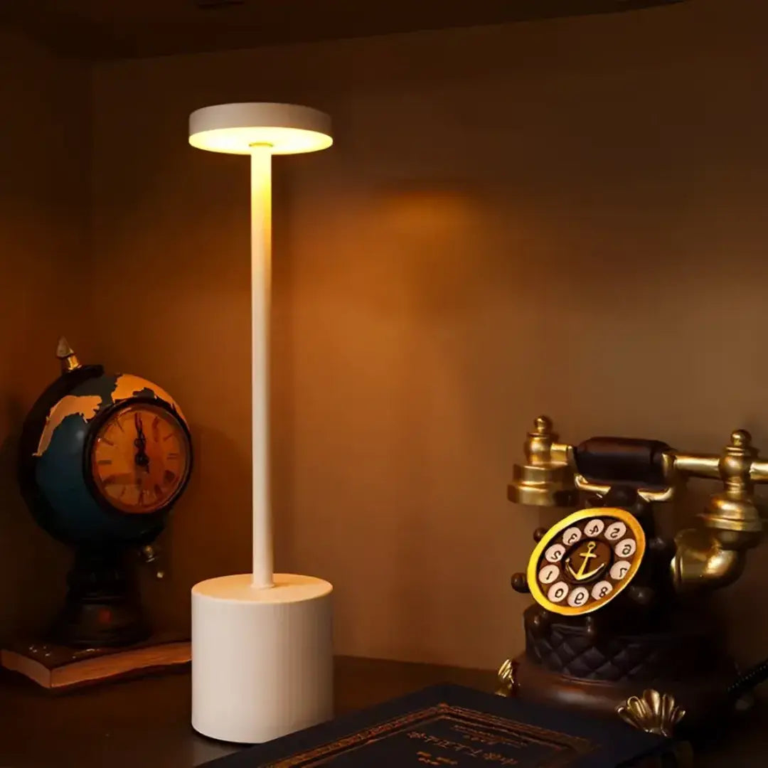 Luminária de Mesa ClassicLume - Nidus