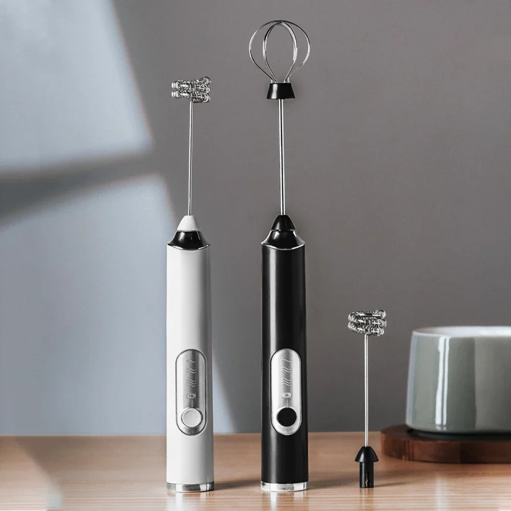 Mini Mixer Elétrico 2 em 1 – Batedor e Misturador para Café, Leite, Ovos e Bebidas