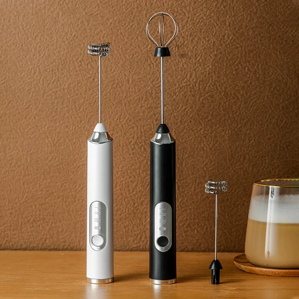 Mini Mixer Elétrico 2 em 1 – Batedor e Misturador para Café, Leite, Ovos e Bebidas